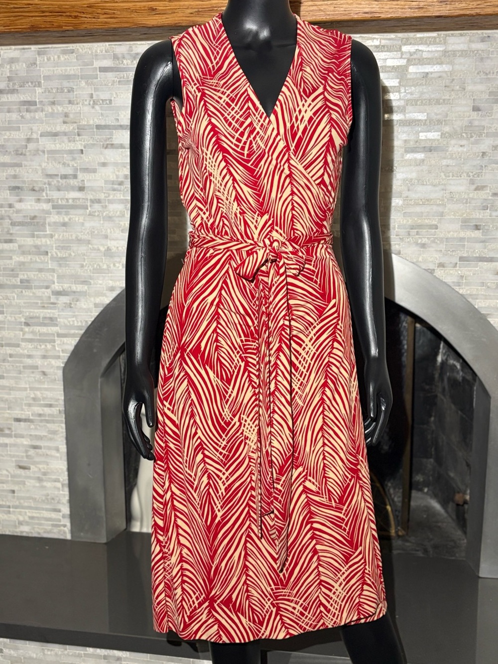 Jones New York Sleeveless Tropical Palm Leaf Wrap Dress - Size M